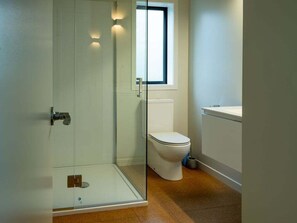 Shampoo, toilet paper - Jollies Lodge - Hanmer Springs Townhouse (Hanmer Springs)