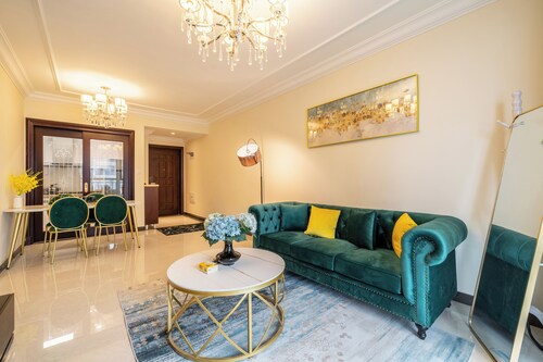 Charming 3-bedroom apartment with AC in vibrant local life Xi'an