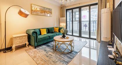 Charming 3-bedroom apartment with AC in vibrant local life Xi'an