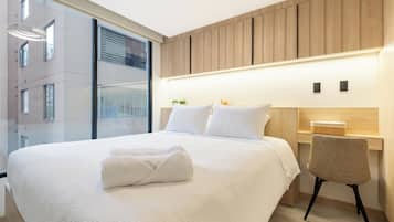 Studio, Pool Access (401) | Blackout drapes, WiFi (free)