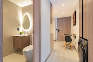 Comfort studio, sauna, uitzicht op de stad | Badkamer