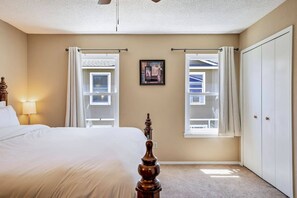2 Schlafzimmer, Bügeleisen/Bügelbrett, WLAN, Bettwäsche