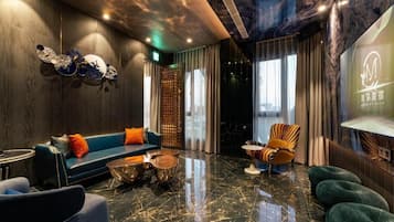 Superior Double Room, City View | Interior