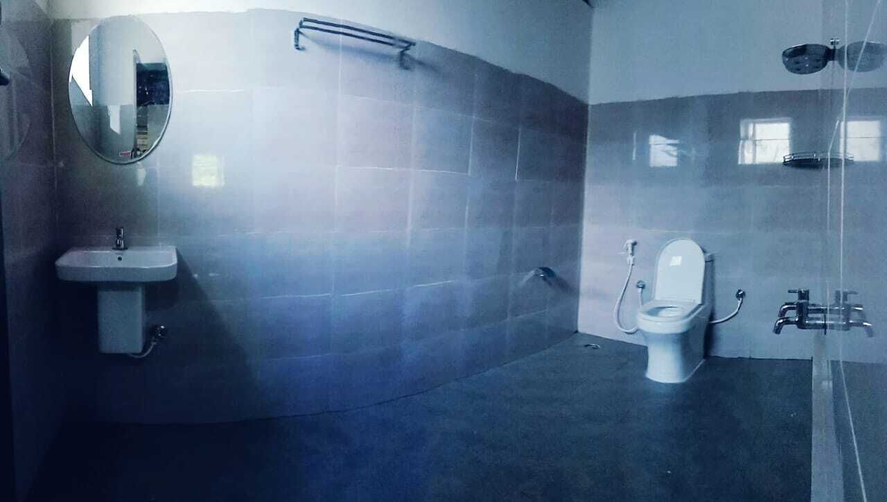 Double Room, 1 Queen Bed with Sofa bed, Pets allowed, Garden View | Bathroom