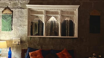 Double Room, 1 Queen Bed with Sofa bed, Pets Allowed, Garden View