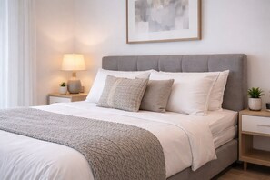 Room - Solenne Hotels (Toronto)