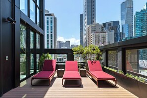 Terrace/patio - Skyline Suite Near Crown · Panoramic Yarra Views. Heated Pool, Gym, Sauna, Steam (Southbank)
