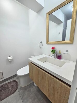 Family Apartment, Balcony | Bathroom - Askha Home Apartment - Deluxe Apartment (Cusco)