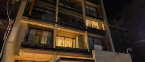 Deluxe Apartment, 1 Queen Bed, Pets not allowed | Exterior