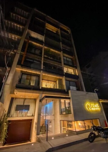 Askha Home Apartment - Deluxe Apartment