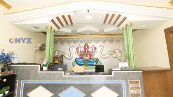 Deluxe Room | Lobby