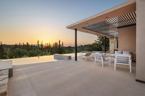 Terrace/patio - Villa Melia - Crete: Villa with Private Pool (Vámos)