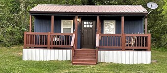 Cozy Tiny Home Cabin in Eva, TN