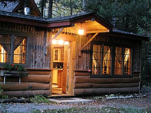 All Season Romantic One-Room Cabin on Moody Pond, in Upstate New York