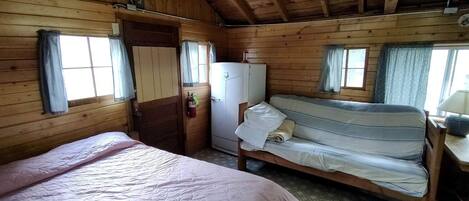 1 habitación, wifi y ropa de cama