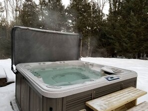 Bain à remous extérieur