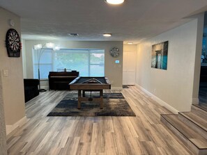 Games room - Private Pool Oasis, Sleeps 10, Near Beach & FLL Airport (Lauderdale Lakes)