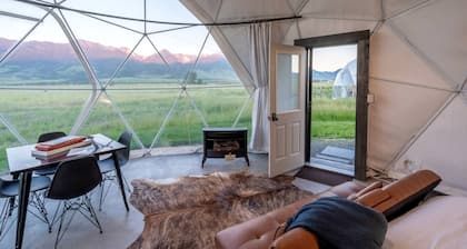 Luxury Montana Dome Retreat with Breathtaking Views Near Yellowstone National Park, Montana