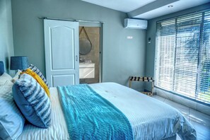 Luxury Room, Pool View - 100 On Kayburne Guesthouse (Randburg)