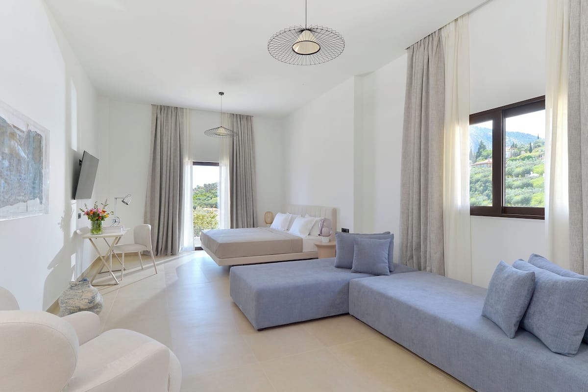 Superior Double or Twin Room, Balcony, Partial Sea View