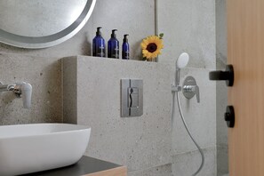 Deluxe Double or Twin Room, Balcony, Mountain View | Bathroom - Althea Resorts (Xylokastro-Evrostina)
