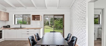Arielle`s Hideaway Retreat - Sleeps 12pp