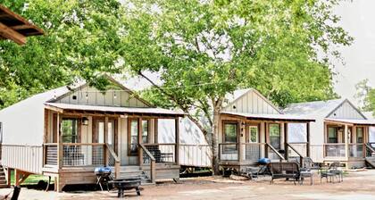Dream Glamping Destination: Stunning Tented Cabin on the Geronimo Creek in Seguin, Texas