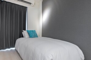 1 bedroom, in-room safe, desk, iron/ironing board - Luxury Stay｜ 4min to Roppongi｜ 10min to Shibuya,Ginza,Shinjuku｜ 25min to Asakusa (港区)