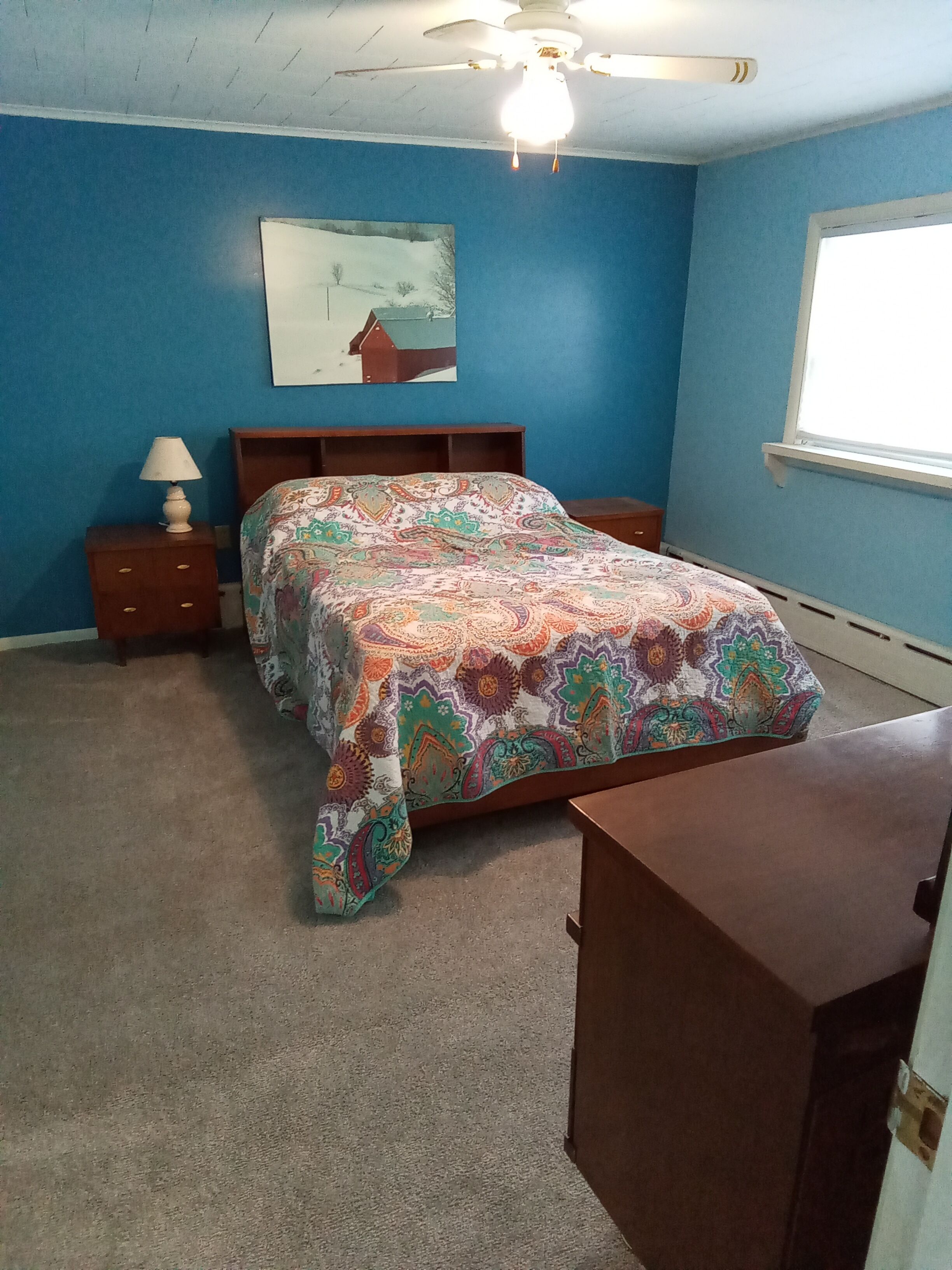 4 dormitorios, tabla de planchar con plancha, wifi gratis y ropa de cama