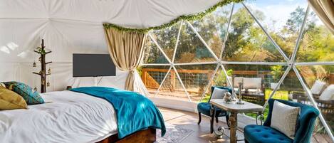 1 habitación, wifi y ropa de cama