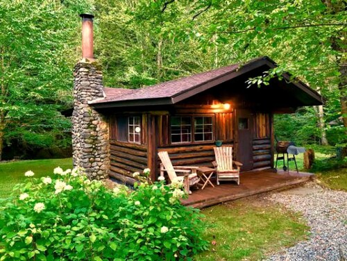 Romantic Getaway near White Mountain National Forest in Lisbon, New Hampshire