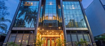 Treebo Greenland Grand