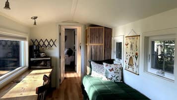 4 chambres, fer et planche à repasser, Wi-Fi, draps fournis