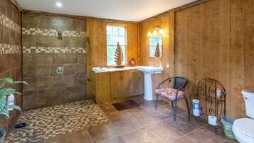 Towels, toilet paper