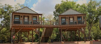 Friendship by the Water: Texas Tented Cabin Oasis for a Lakeside Getaway