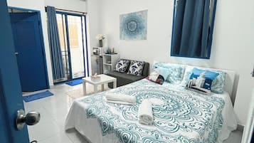 1 bedroom, iron/ironing board, internet, bed sheets