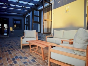 Terrace/patio - Courtyard Double Room with Shared Bathroom #1 (Cape Town)
