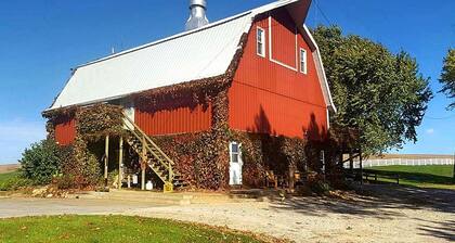 Rustic Barn Rental for a Rural Vacation near Des Moines, Iowa