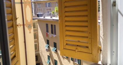 Charming 2-Bedroom Apartment in the Heart of Genova