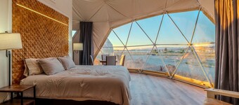 Fantastic Secluded Dome with Magnific Desert Views in Willcox, Arizona