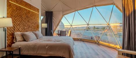 1 habitación, wifi y ropa de cama
