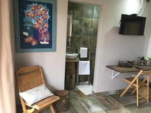 Interior - Log Inn (Stirling)