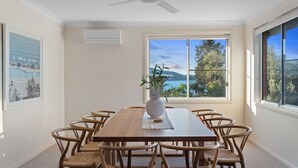 Dining - Betsy's Batch - Panoramic Water Views (Soldiers Point)