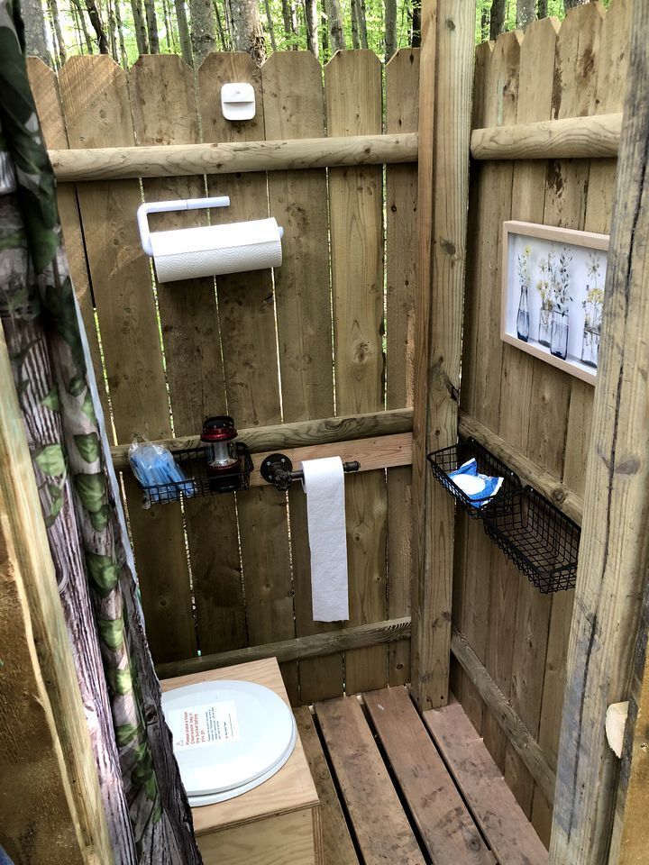 Towels, toilet paper