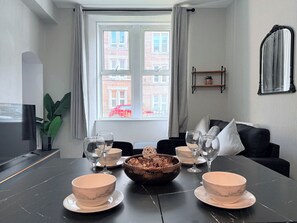 Dining - Haymarket City Favourite, Ground Floor, Sleeps 4 (Edinburgh)