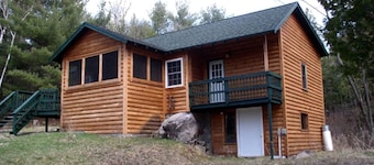 Rustic Cabin Retreat with Hot Tub and Mountain Views in Wilmington, New York
