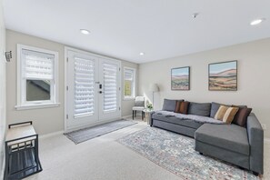 Living area - Cozy Escape 2 Bedroom Suite Close to DT UBC & Airport (Vancouver)
