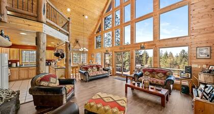 Spacious Rustic Cabin Rental with a Hot Tub in Cheney, Washington