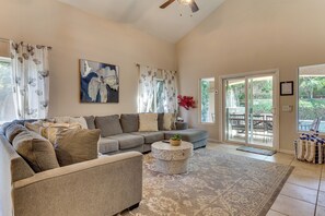 TV, fireplace - Country Club Perks! Indio Golf Haven on Fairway (Indio)