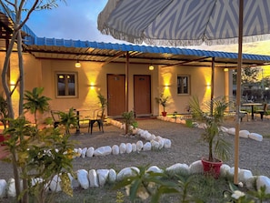 Outdoor dining - JAWAI INTO THE WILD (Bali)